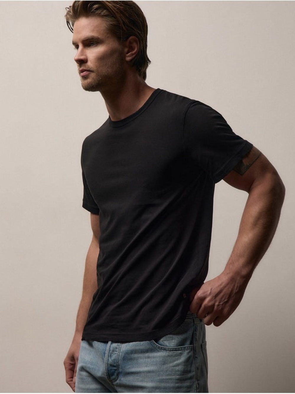James Perse Black Crewneck Short Sleeve Tee